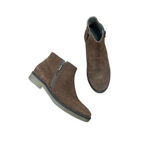 Italeau Waterproof Foliana Brown Suede Booties